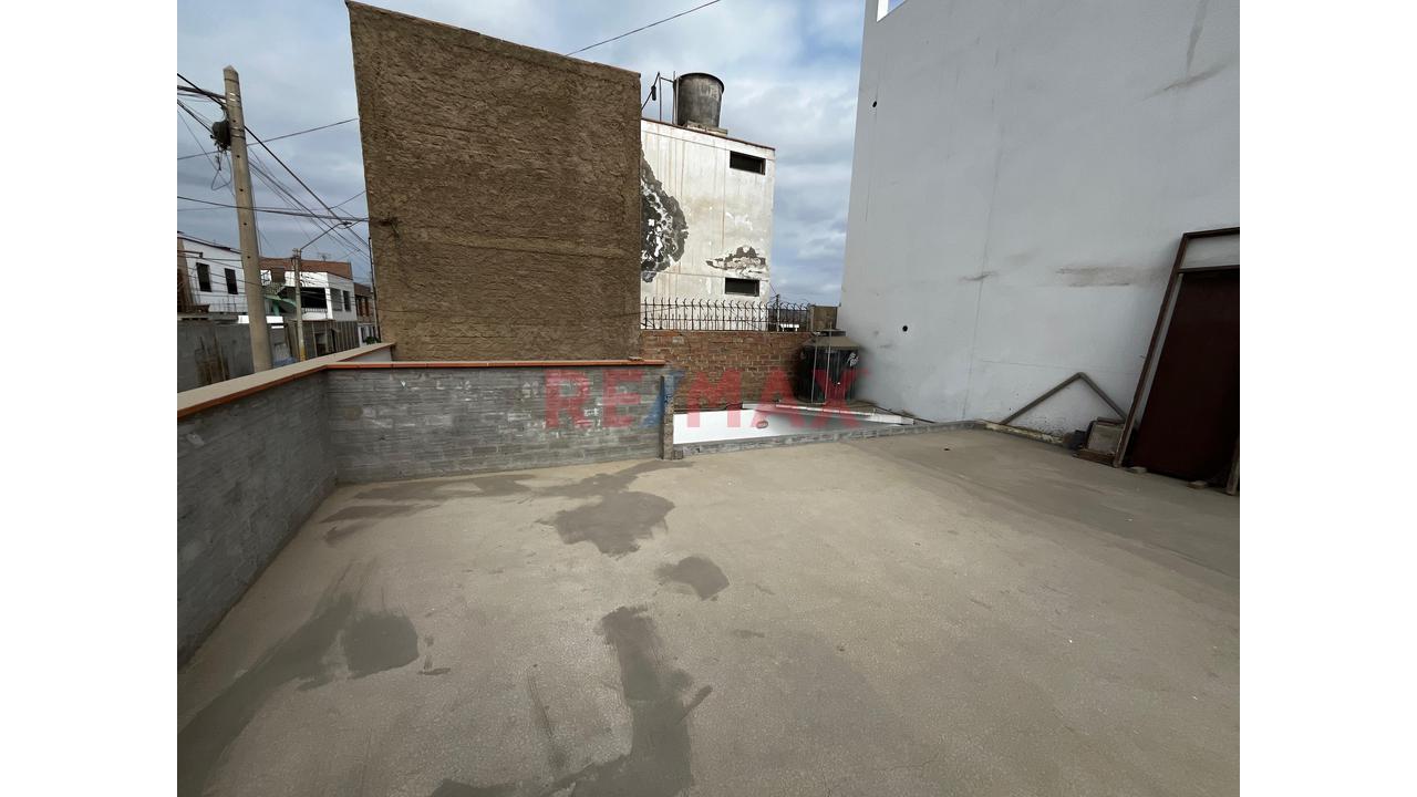 Casa De Playa En Venta En San Bartolo - Precio De Ocasión $179,000 - 17