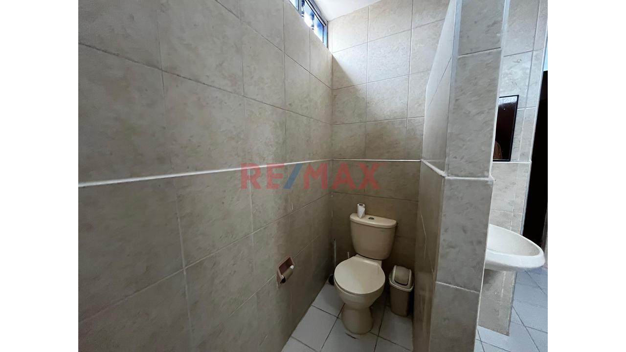 Casa De Playa En Venta En San Bartolo - Precio De Ocasión $179,000 - 10