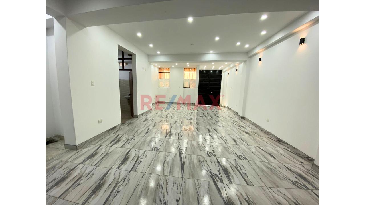 Alquiler Local Comercial Urb. El Valle - 1