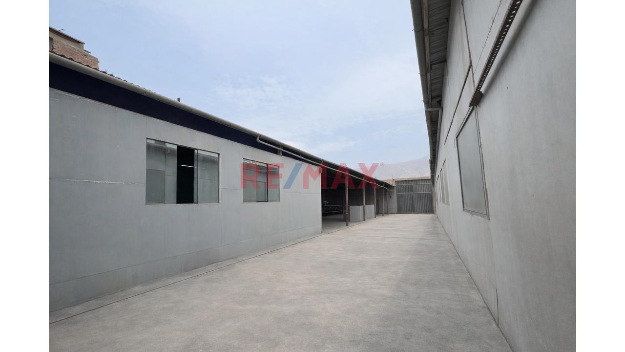 Local Industrial En Venta En Jicamarca Con Patio De Maniobras Y Nave Techada — foto 6