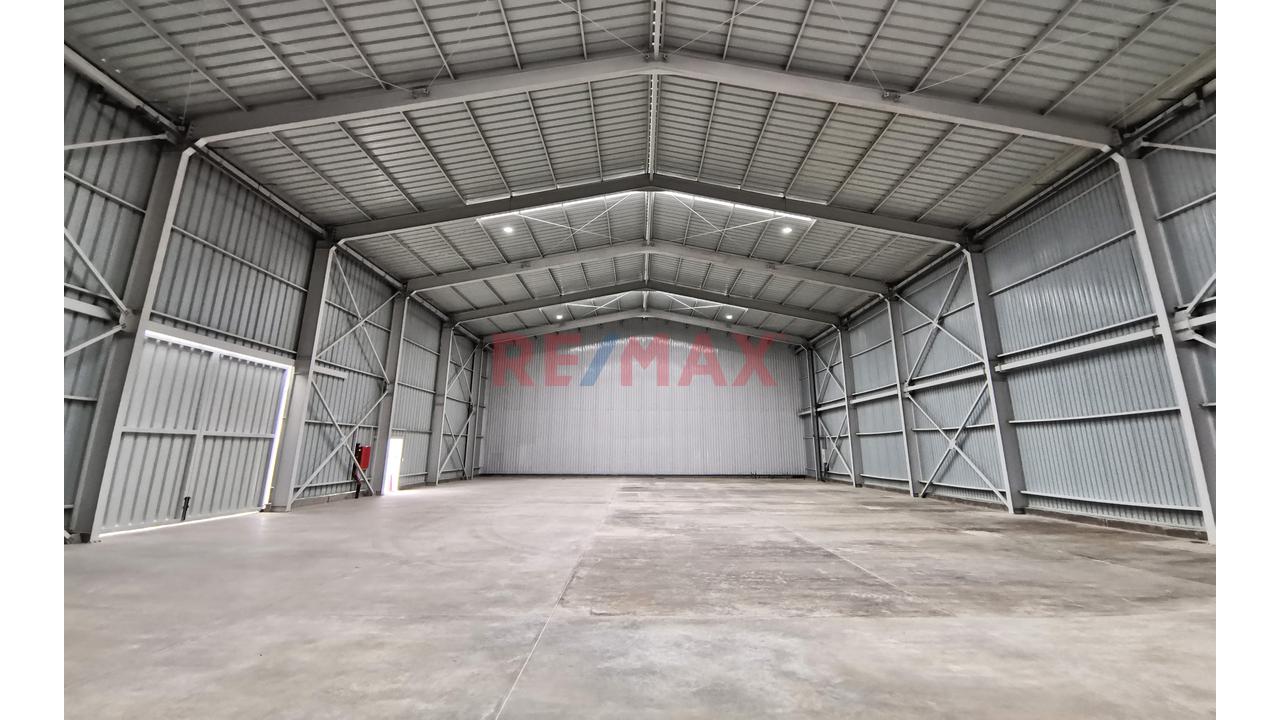 Local Industrial En Venta En Lurín De 3,180M2 Semi Implementado — foto 13