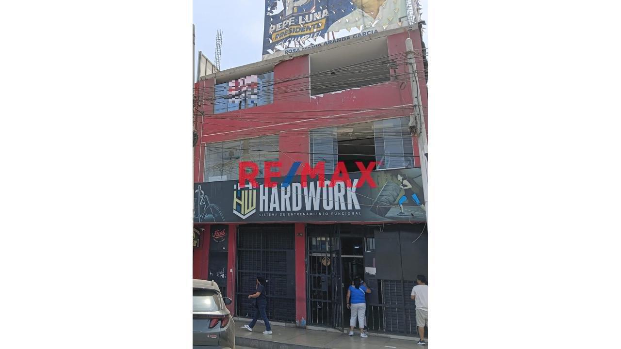 📍 Local Comercial En Alquiler – Av. Universitaria Con Angélica Gamarra - 1