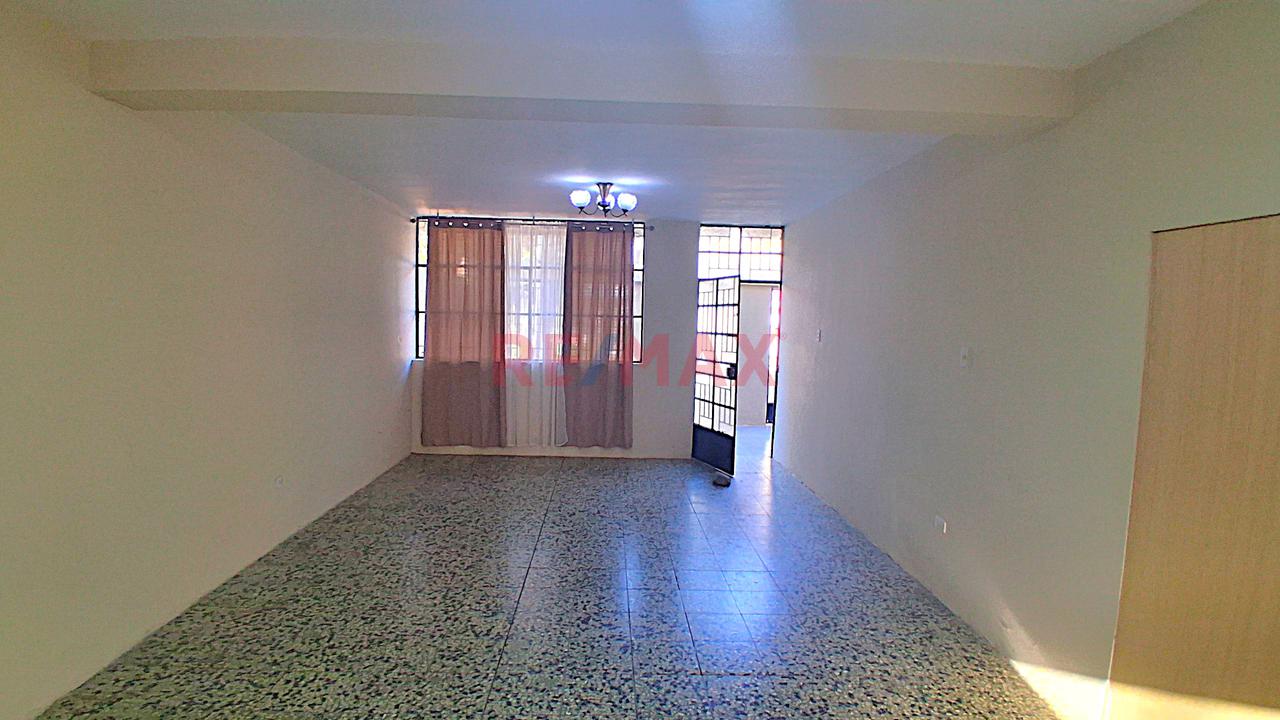 😀 Ocasión Casa En Venta 🏡 Urb. Piura Calle Castro Pozo Mz F1 Lote 06 🔝 Uso Comercial 💰 👉 A.T 199.5 M2 A.C 250 M2 - 2