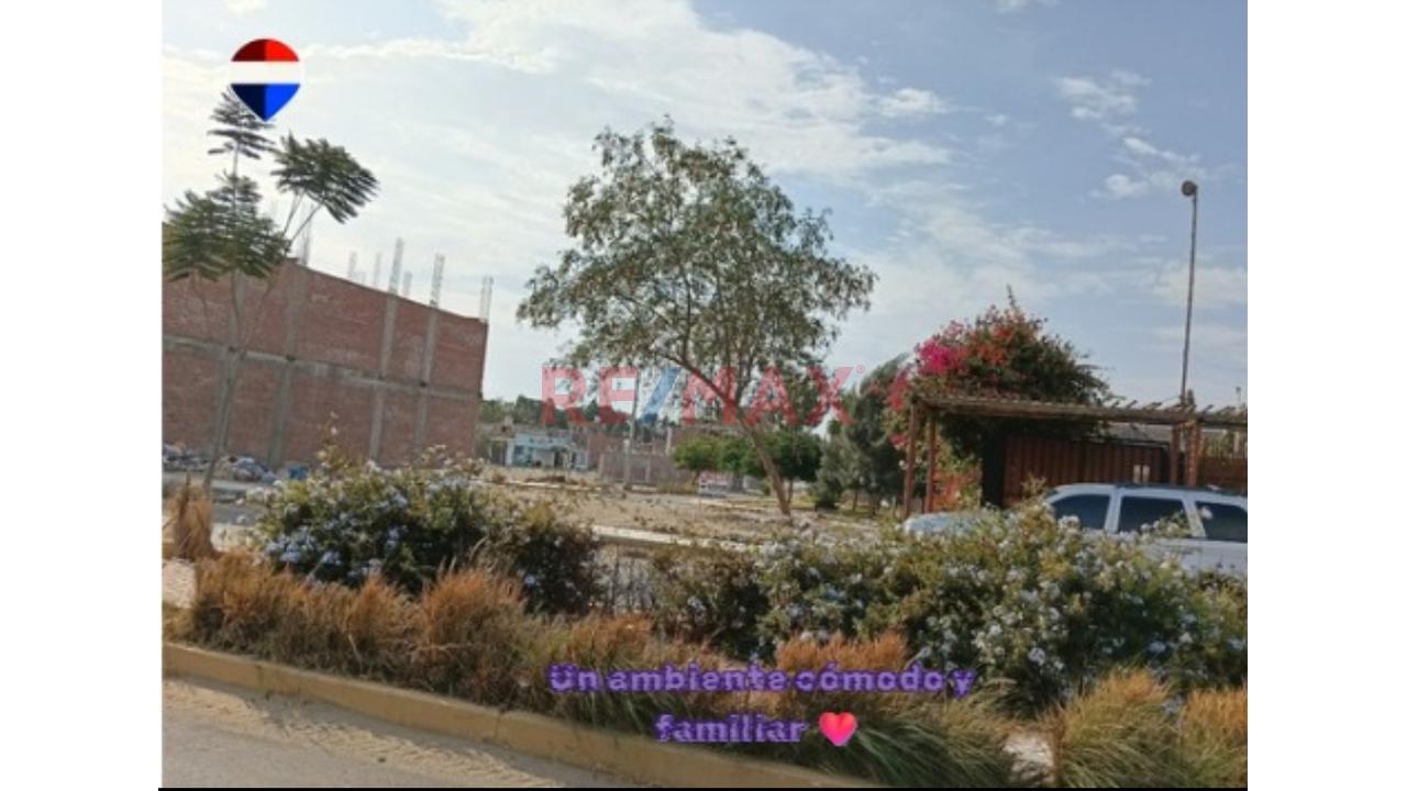 Terreno Posada Del Sol  Frente Al Parque -,Espalda De Av Principal - 4