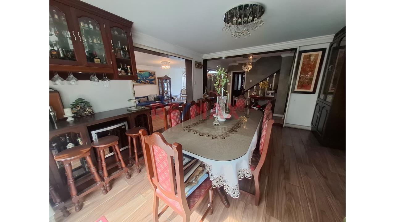 Venta De Hermosa Casa En Urb.Los Molinos - La Molina - 6