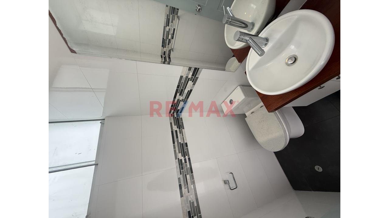 Venta De Hermoso Depa En Putna Rocas - 16