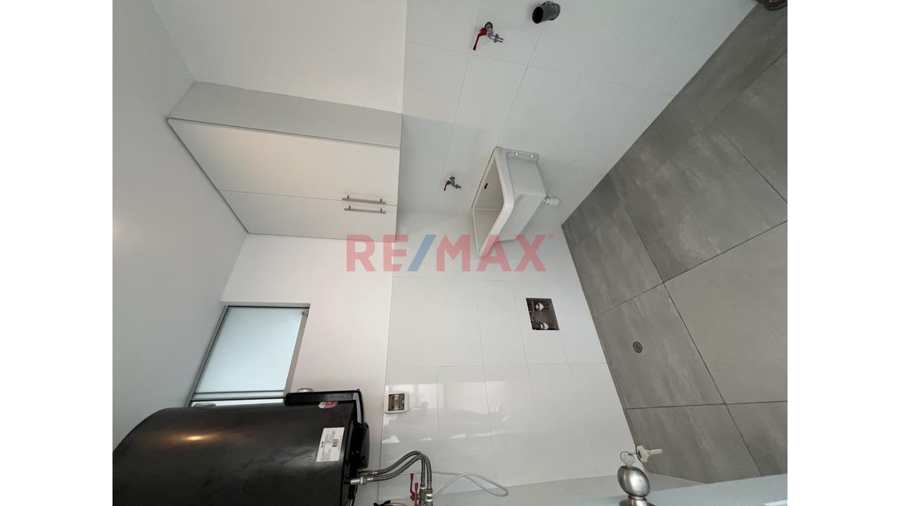 Venta De Hermoso Depa En Putna Rocas - 3