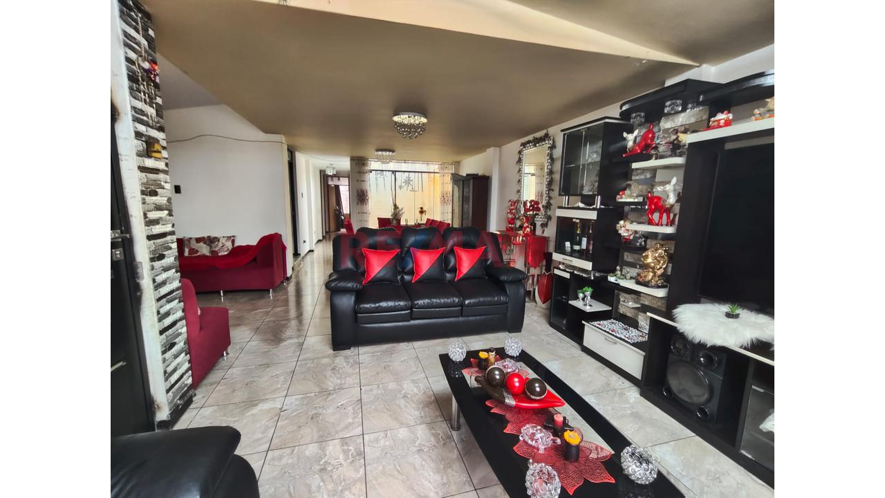 Se Vende Amplio Departamento De 156 M2 + Azotea De 148M2 En  Jose L.Bustamante Y Rivero — foto 2