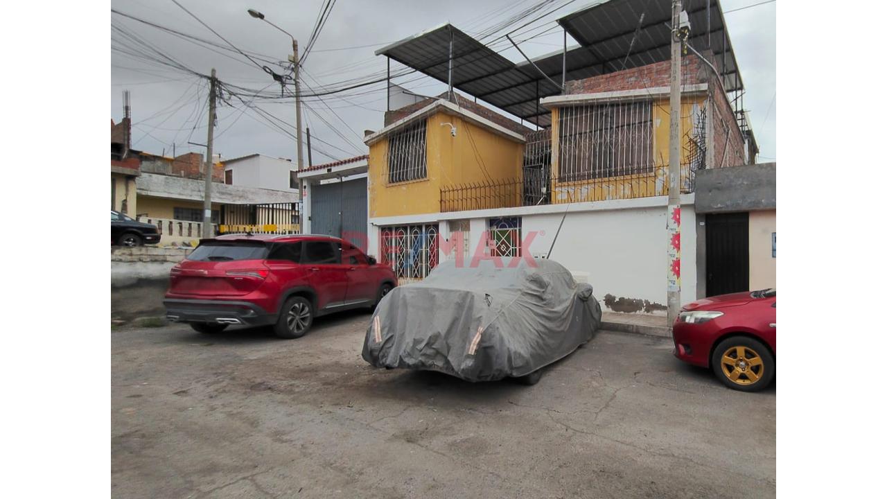Se Vende Amplio Departamento De 156 M2 + Azotea De 148M2 En  Jose L.Bustamante Y Rivero — foto 15