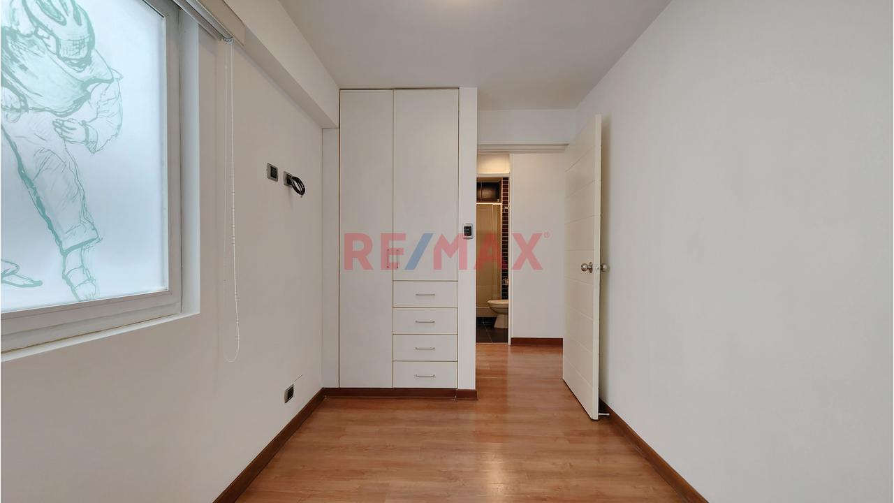 Bonito Departamento Dúplex Frente A Parque En Surco - 6