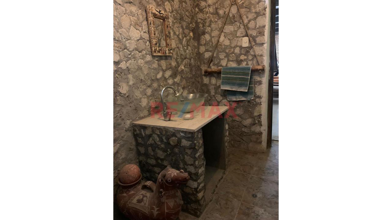 Se Vende Casa Gran Terreno En Sona Urbanizada Ayacucho La Mejor!! - 16