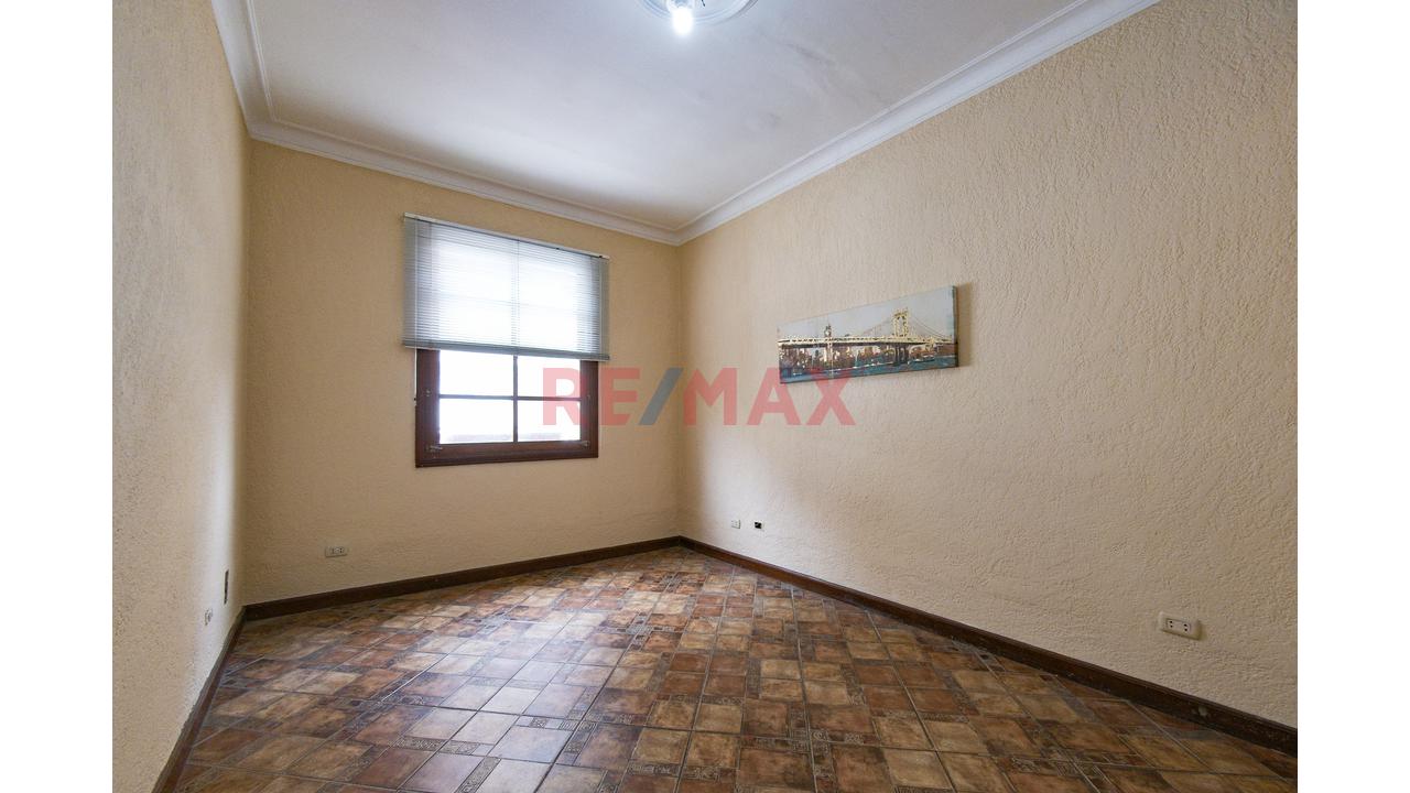 Departamento de 4 dormitorios en Chorrillos, 140 m² — foto 2