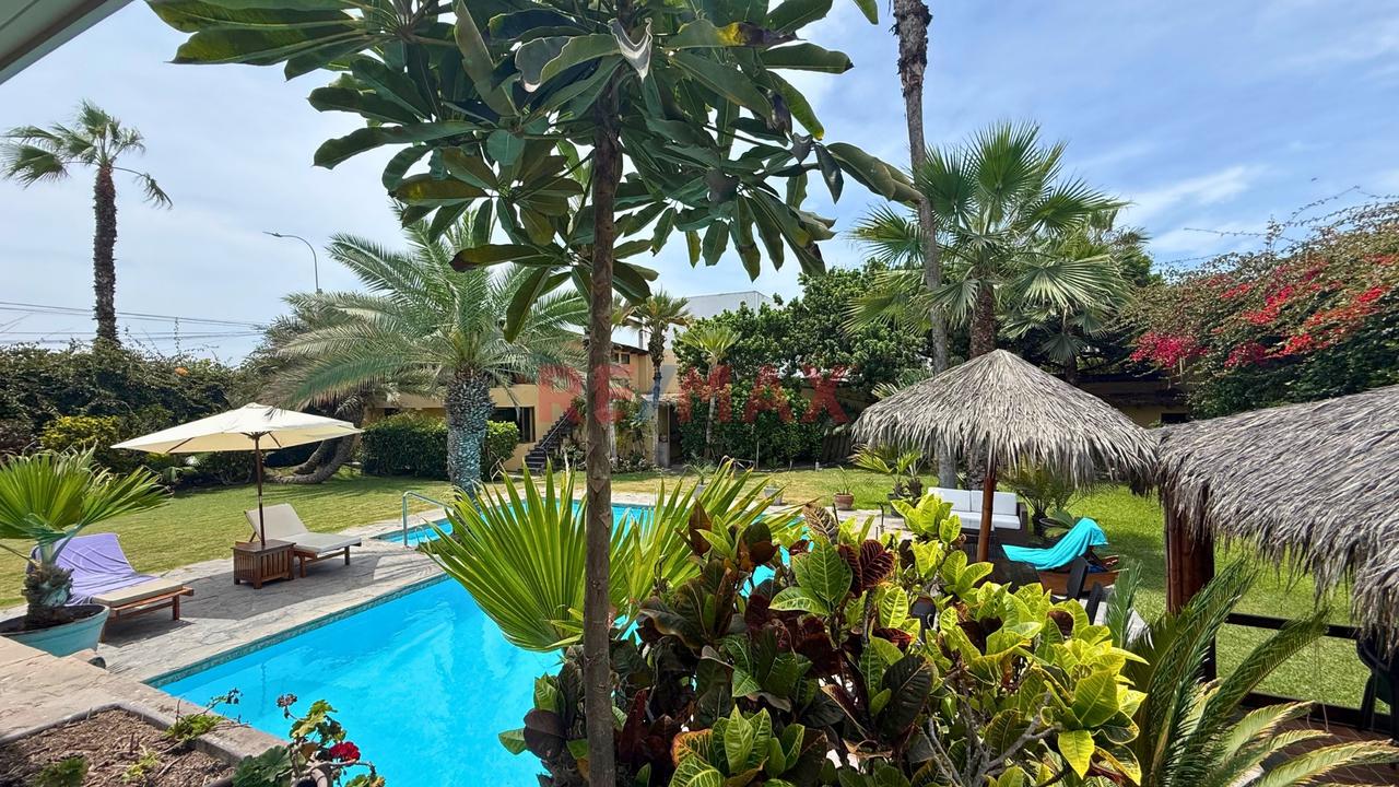 💎 Exclusiva Propiedad En La Encantada De Villa – Terreno Triple - 1