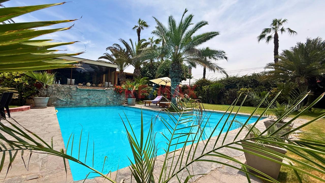 💎 Exclusiva Propiedad En La Encantada De Villa – Terreno Triple - 2