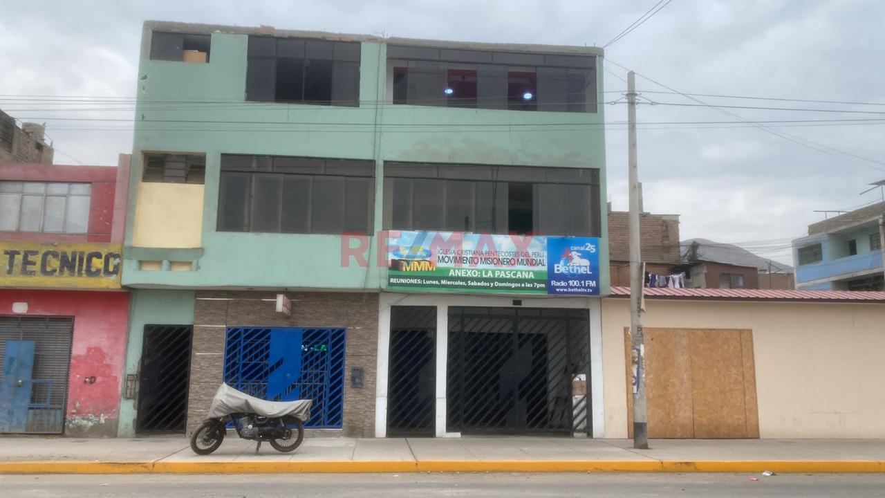 Casa De 3 Pisos Con 160 M² De Terreno - 4