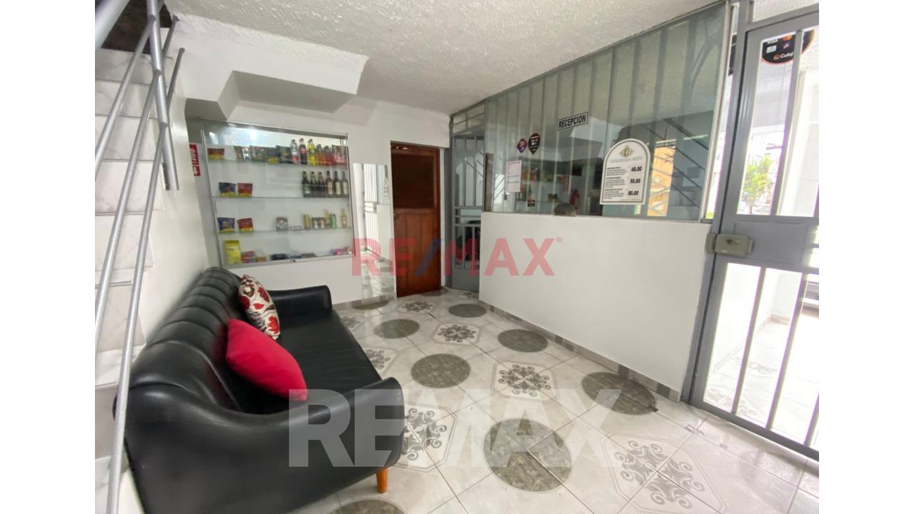 Oportunidad De Inversión: Hospedaje Operativo 24 Horas En Zona Estratégica - Cerca A Av Tomas Valle Con Av Dominicos - 7