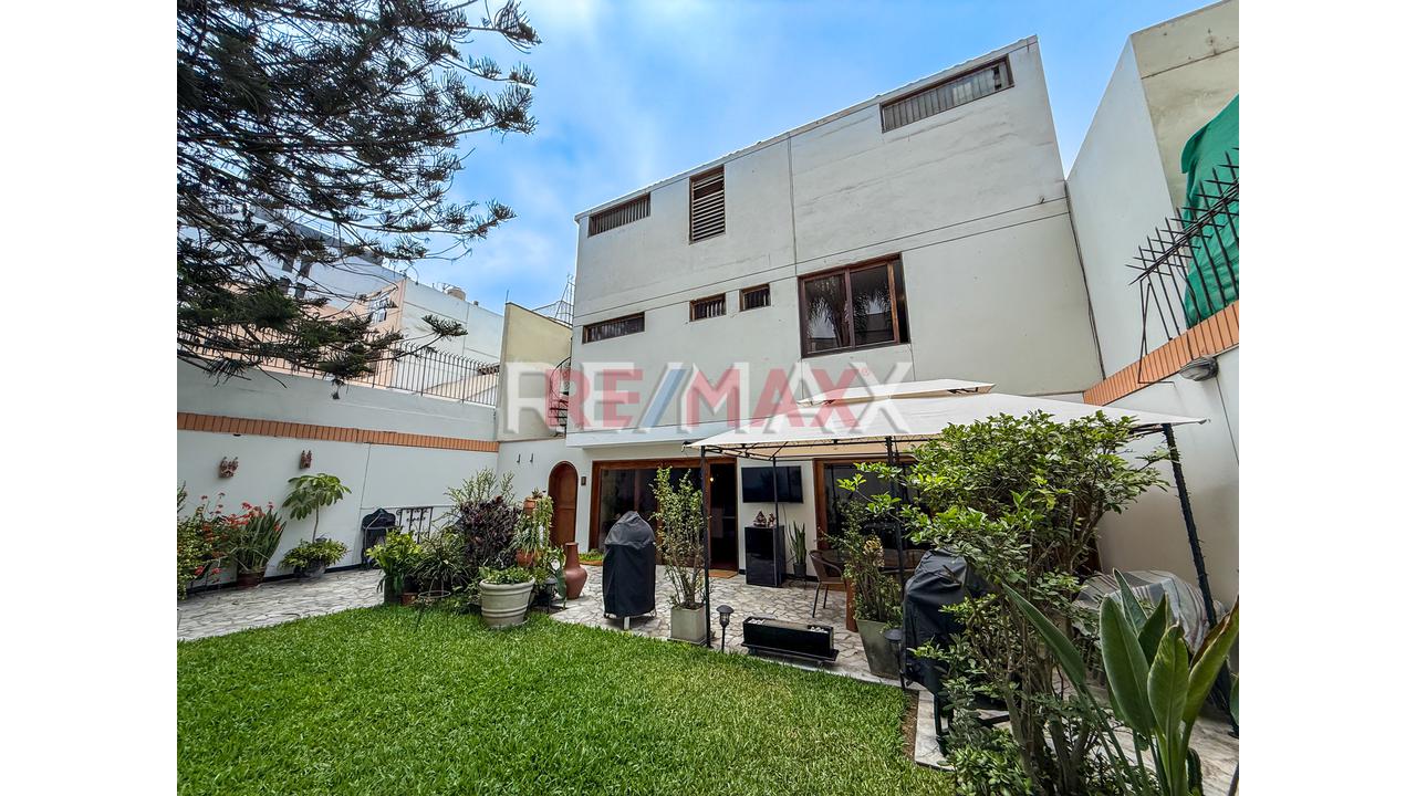 🏡 Casa Con Potencial Inmobiliario En Av. Benavides – Miraflores - 19