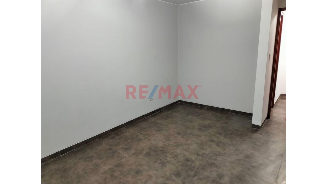 Venta De Amplio Departamento - Collique — foto 15