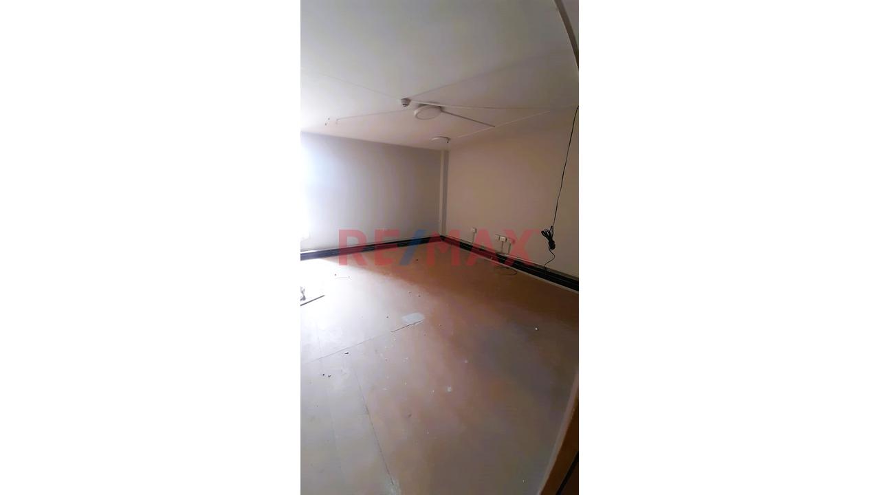 Casa Amplia En Alquiler En Pablo Carriquirry - 15