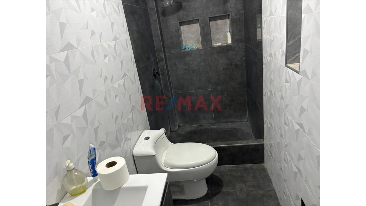 Se Vende Casa Moderna Con Finos Acabados — foto 12