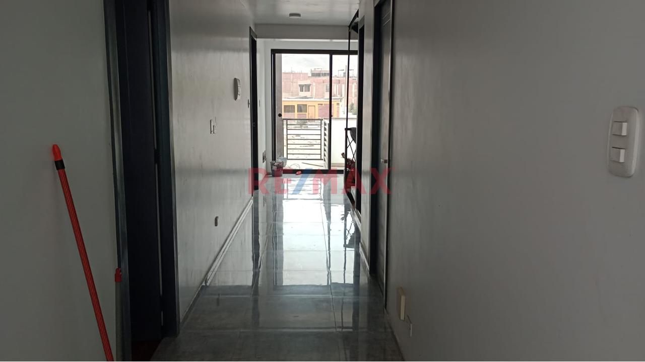 Se Vende Casa Moderna Con Finos Acabados — foto 6