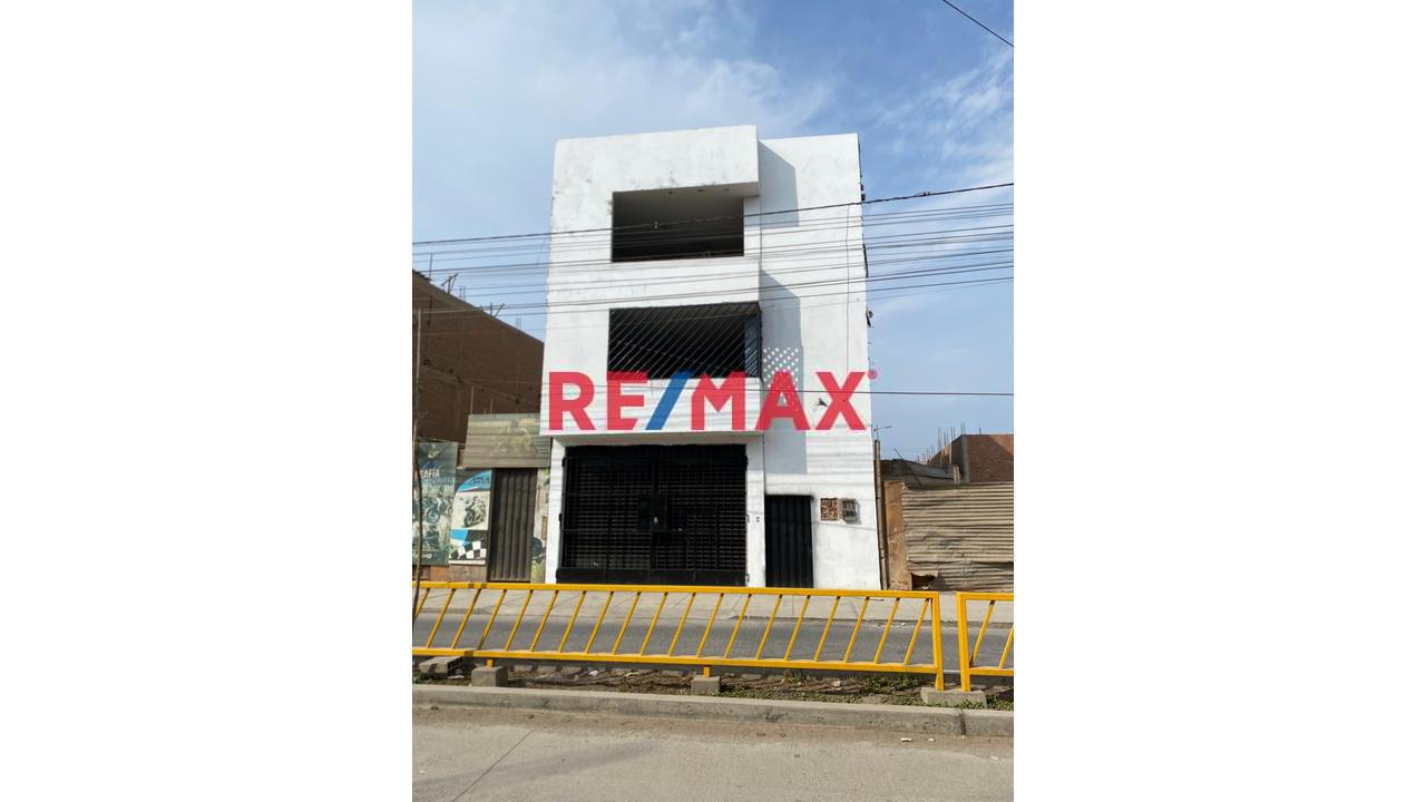 Alquiler De Edificio Comercial Multifuncional En Estreno
