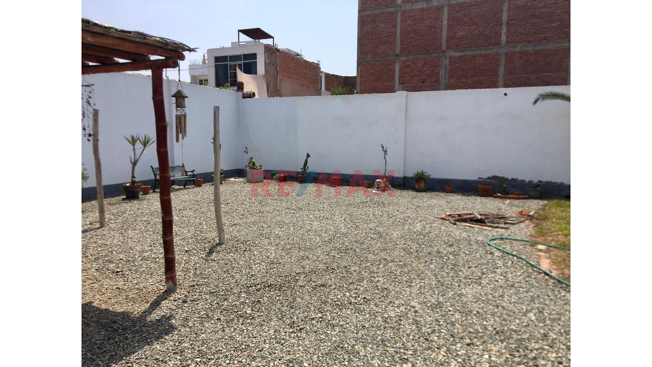 Casa Tipo Bungalow En Importante Terreno, En Esquina – Playa Los Pulpos, Lurín - 4