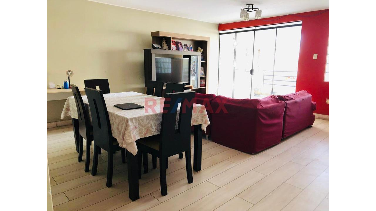 ¡Gran Oportunidad, Venta Casa 3 Pisos En Comas! — foto 3