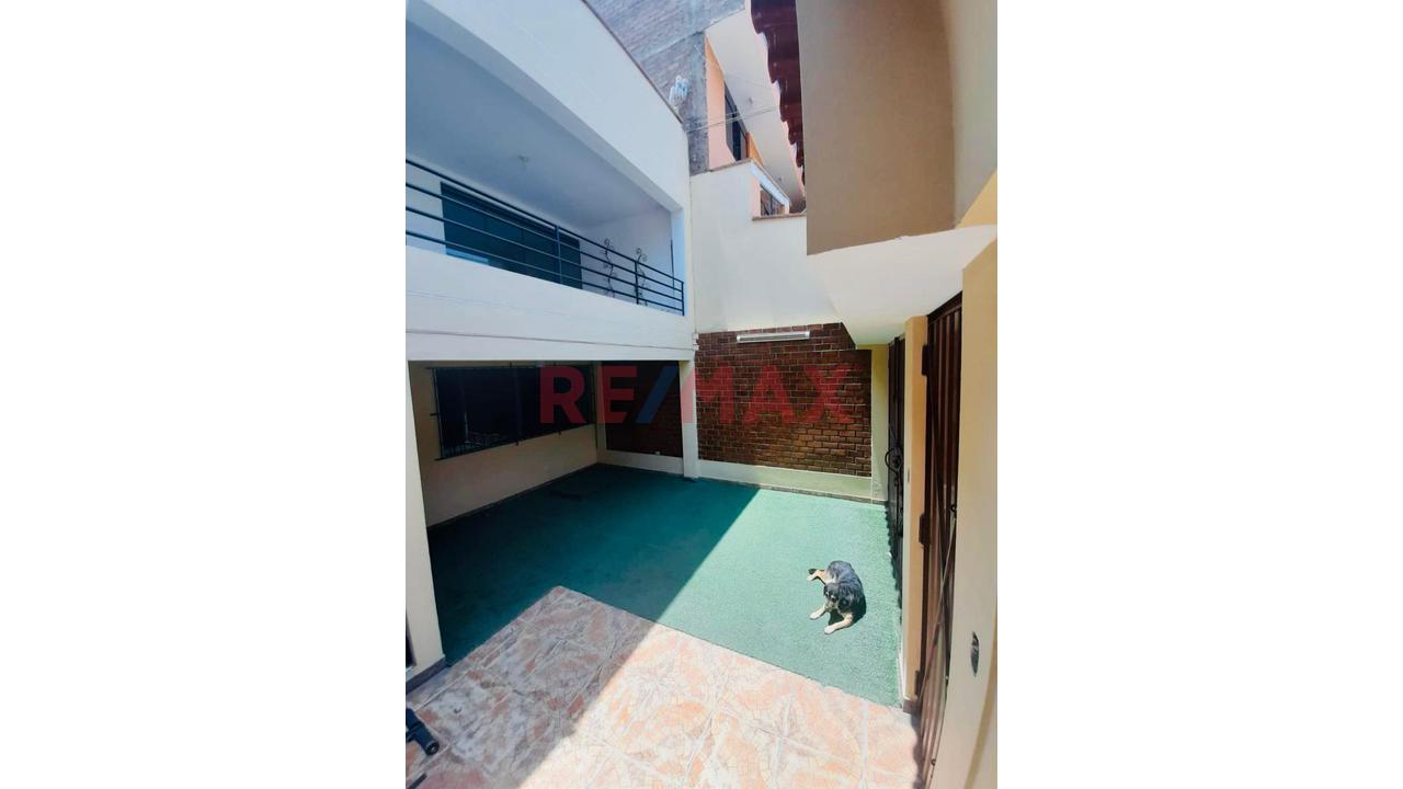 ¡Gran Oportunidad, Venta Casa 3 Pisos En Comas! — foto 14