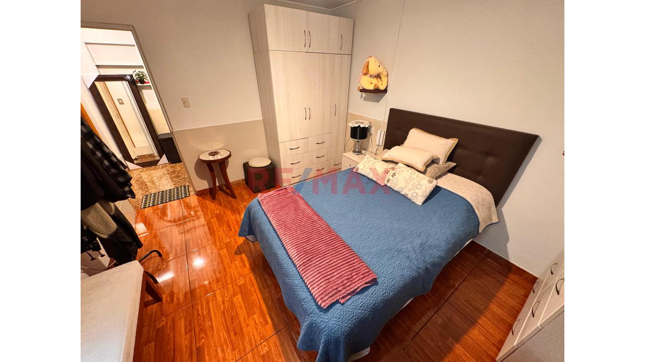 Departamento Tipo Casa En Primer Piso + Cochera — foto 10