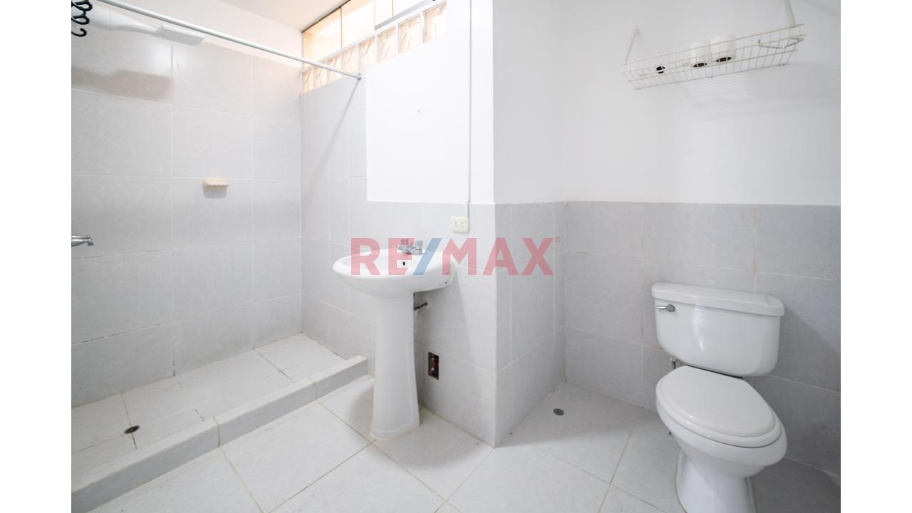 Casa de 7 dormitorios en Chorrillos, 363 m² — foto 5