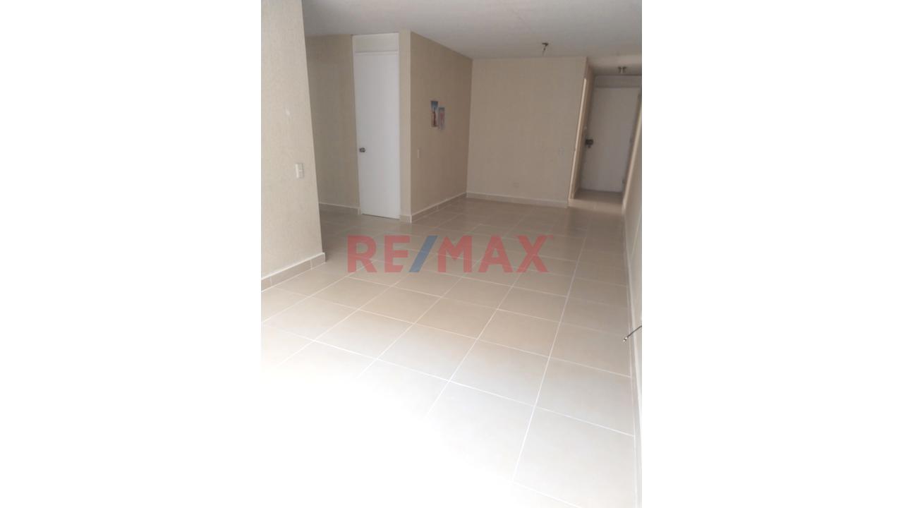 Vendo Lindo Dpto En 1Er Piso Con Patio En Condominio Alcázar Rímac - 4