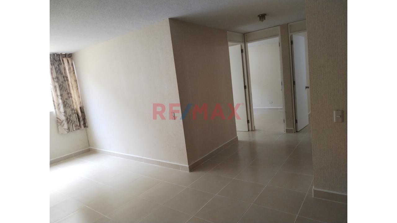 Vendo Lindo Dpto En 1Er Piso Con Patio En Condominio Alcázar Rímac - 5