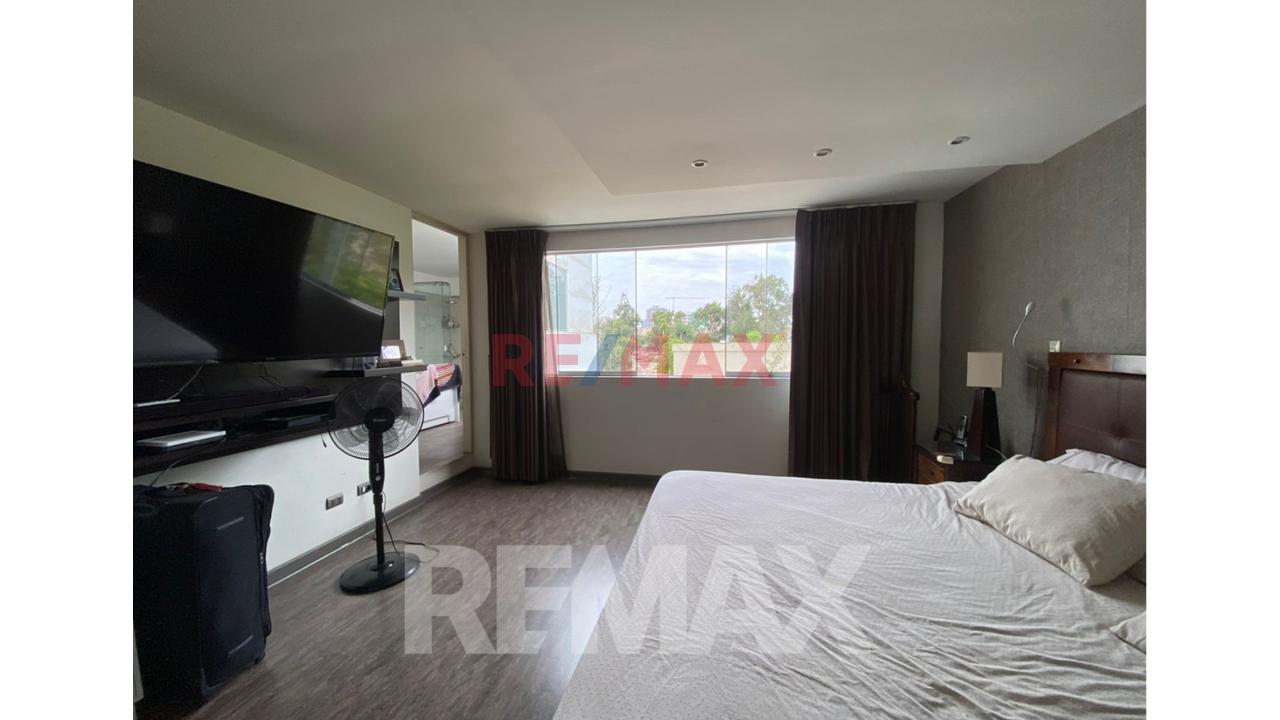 En Venta Hermoso Duplex En Exclusiva Zona De Surco — foto 8