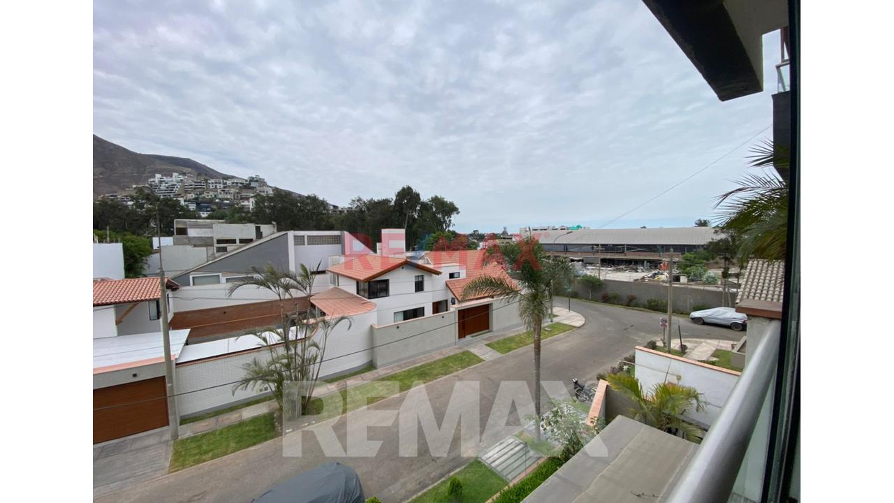 En Venta Hermoso Duplex En Exclusiva Zona De Surco — foto 6