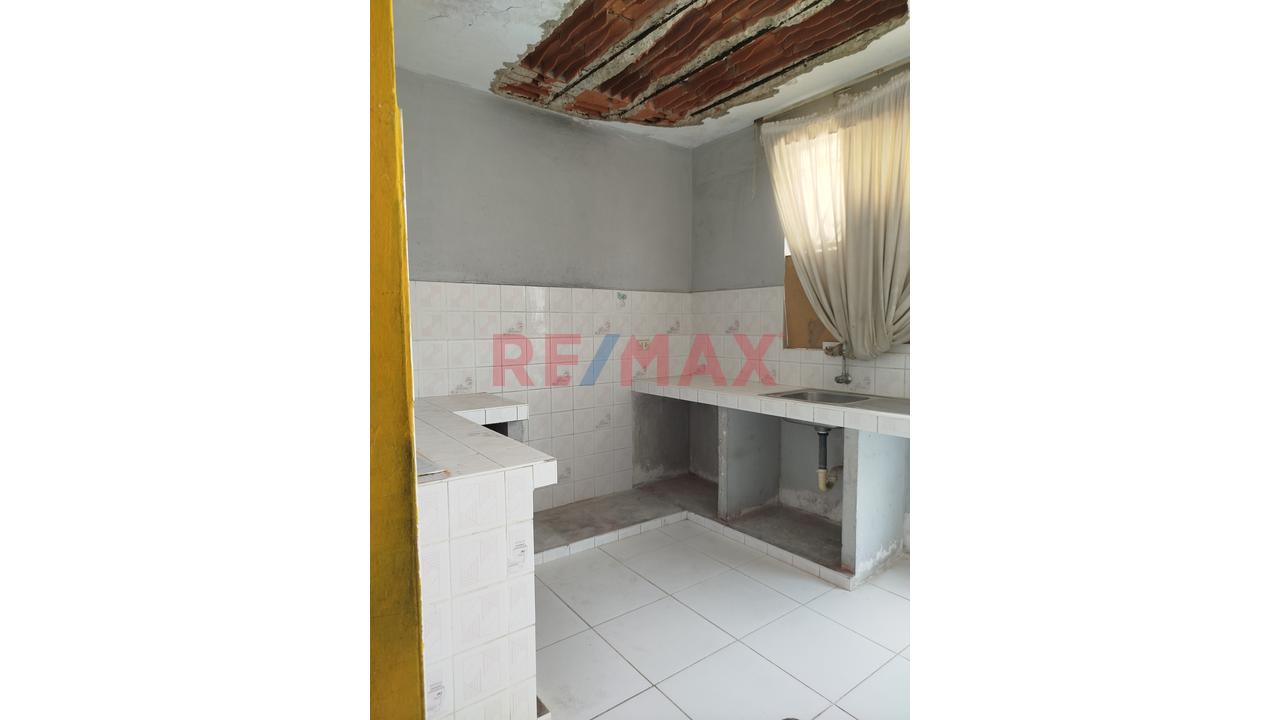 Ocacion Casa Como Terreno Villa El Salvador — foto 6