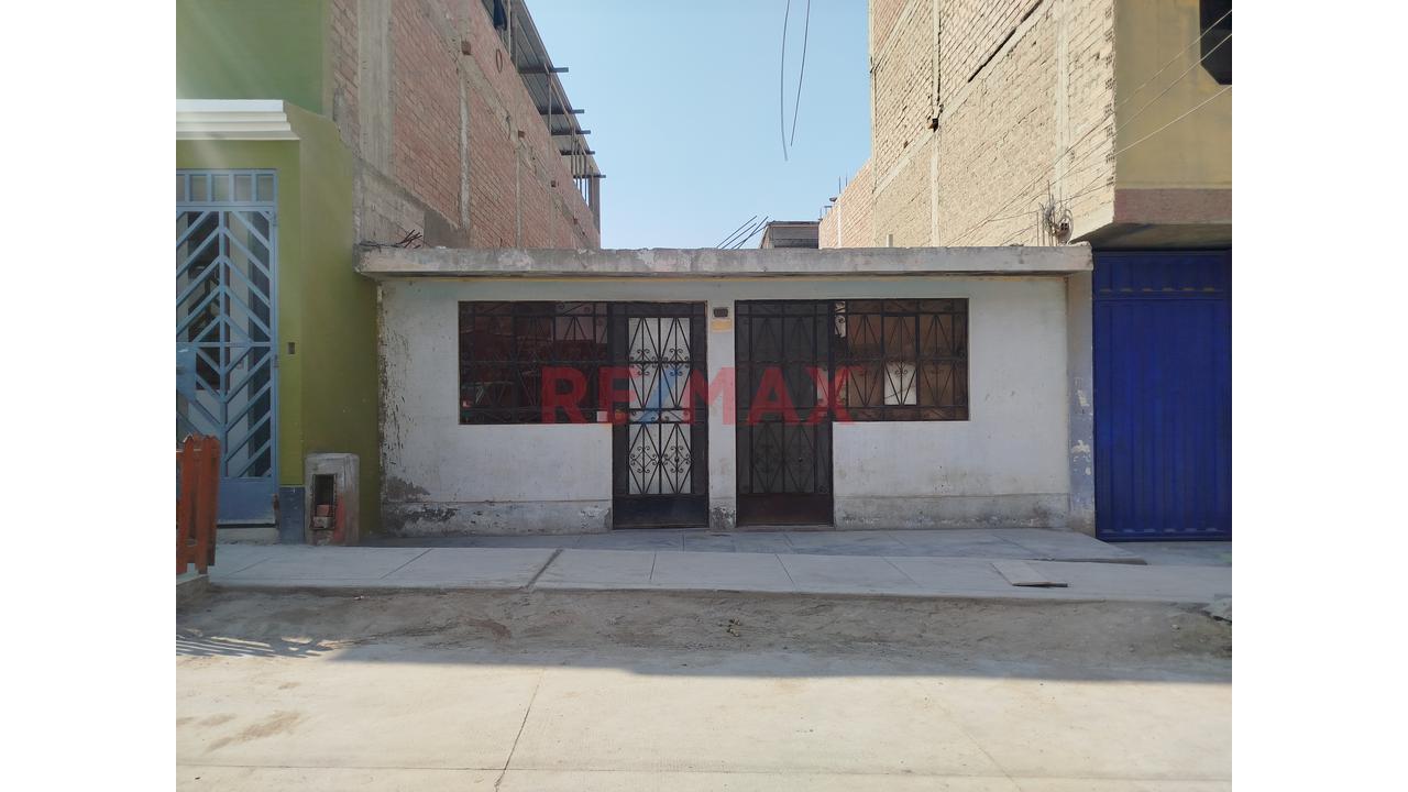 Ocacion Casa Como Terreno Villa El Salvador