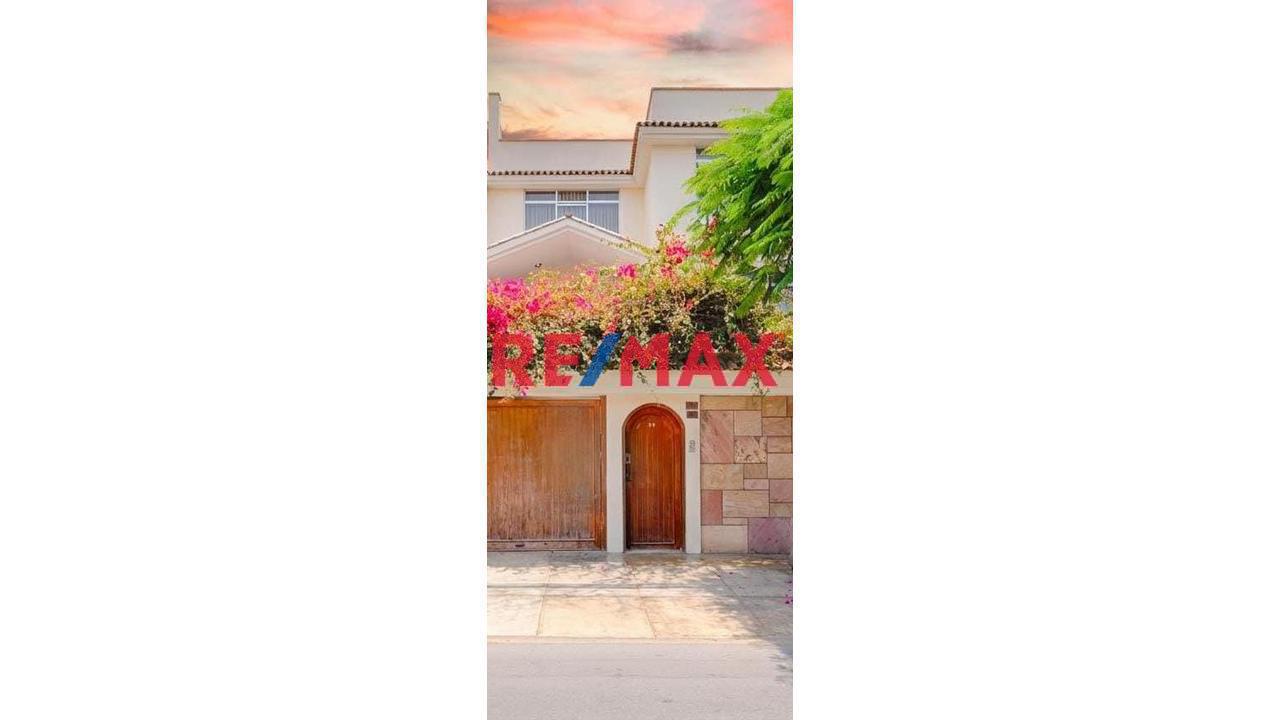 Casa de 7 dormitorios en Surquillo, 259 m²