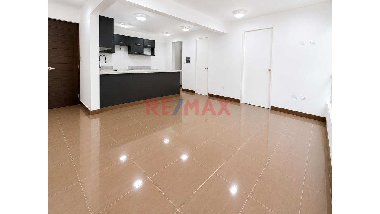 Venta De Dpto Duplex En Una Bella Y Tranquila Urb En Ate - 4