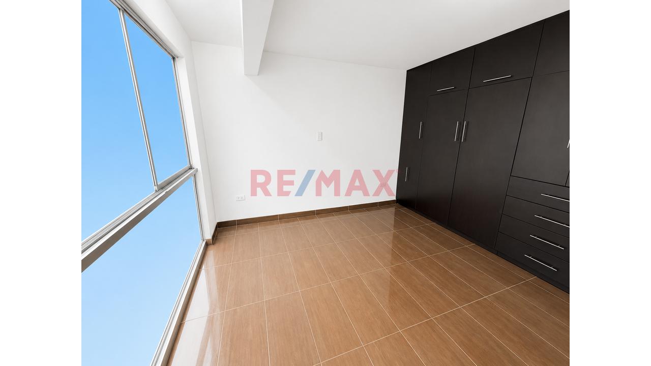 Venta De Dpto Duplex En Una Bella Y Tranquila Urb En Ate - 17