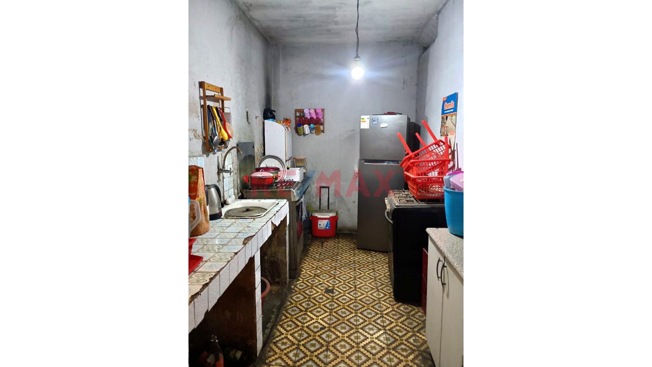 Casa En Venta Cerca Al Mall Aventura - Estacion Piramide - Sjl — foto 2