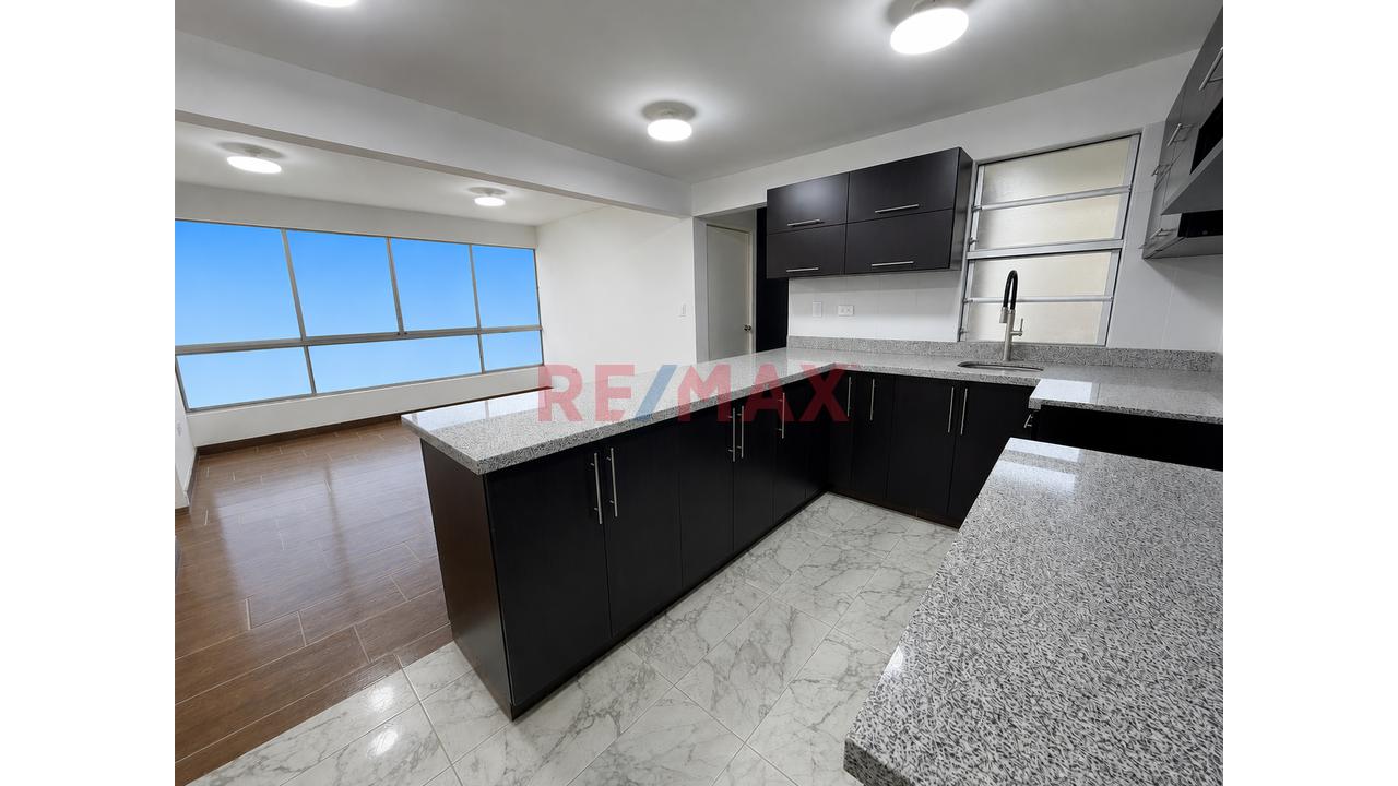 Venta De Hermoso Departamento Flat En Urb De Ate Vitarte - 7