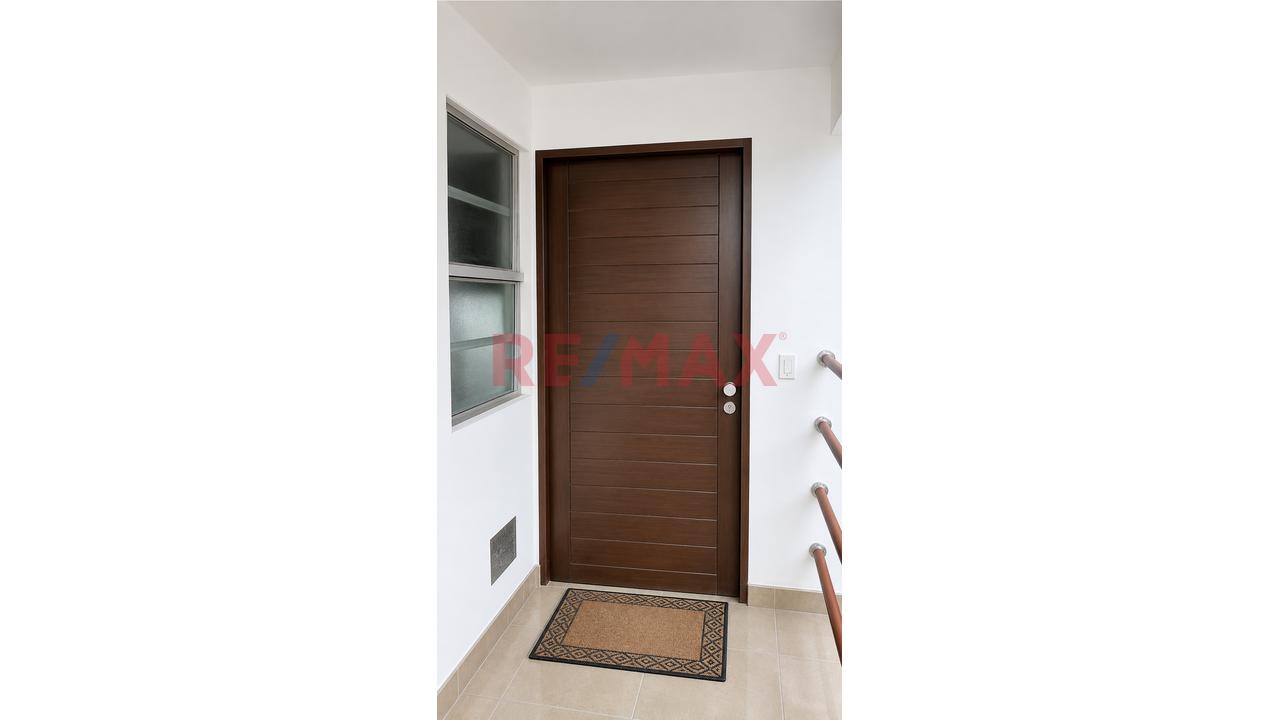 Venta De Hermoso Departamento Flat En Urb De Ate Vitarte - 2
