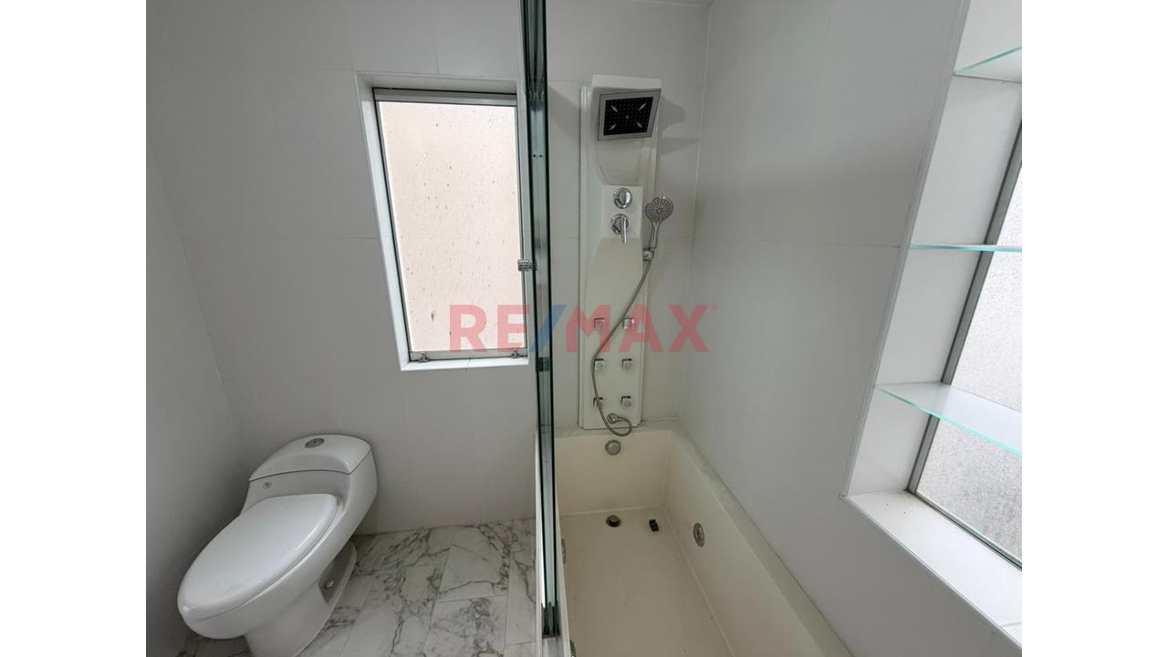 Venta De Hermoso Departamento Flat En Urb De Ate Vitarte - 14