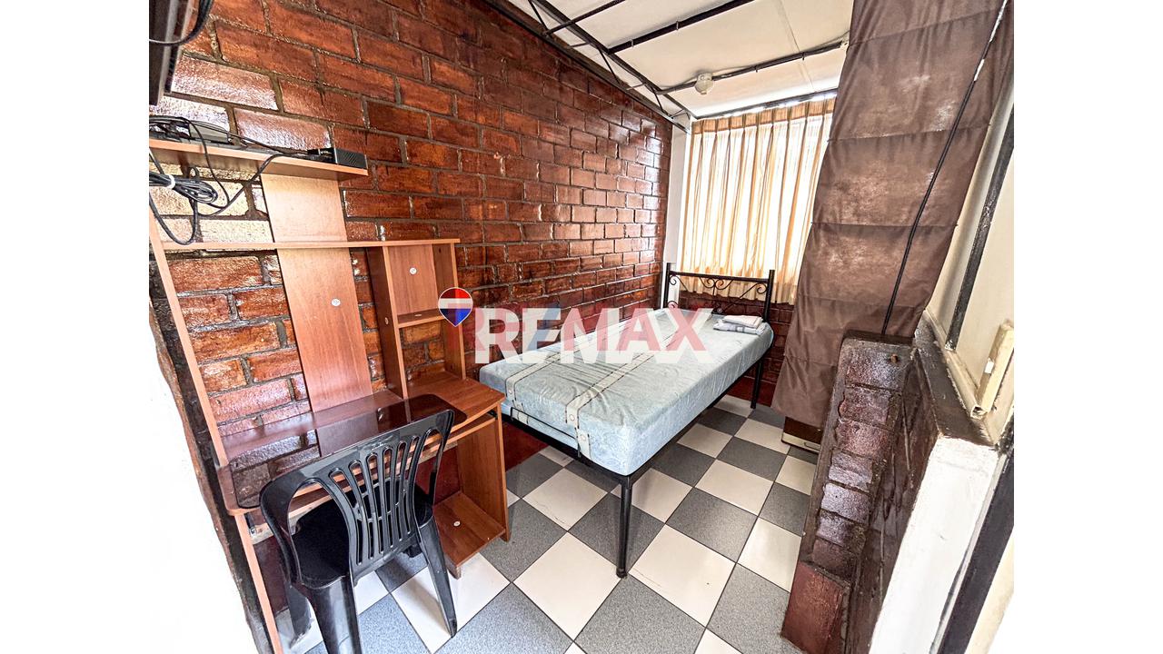 Inversion Segura: Departamento Perfecto Para Airbnb O Renta Estudiantil Dentro De Casa De 3 Pisos | Cercado De Lima - 3