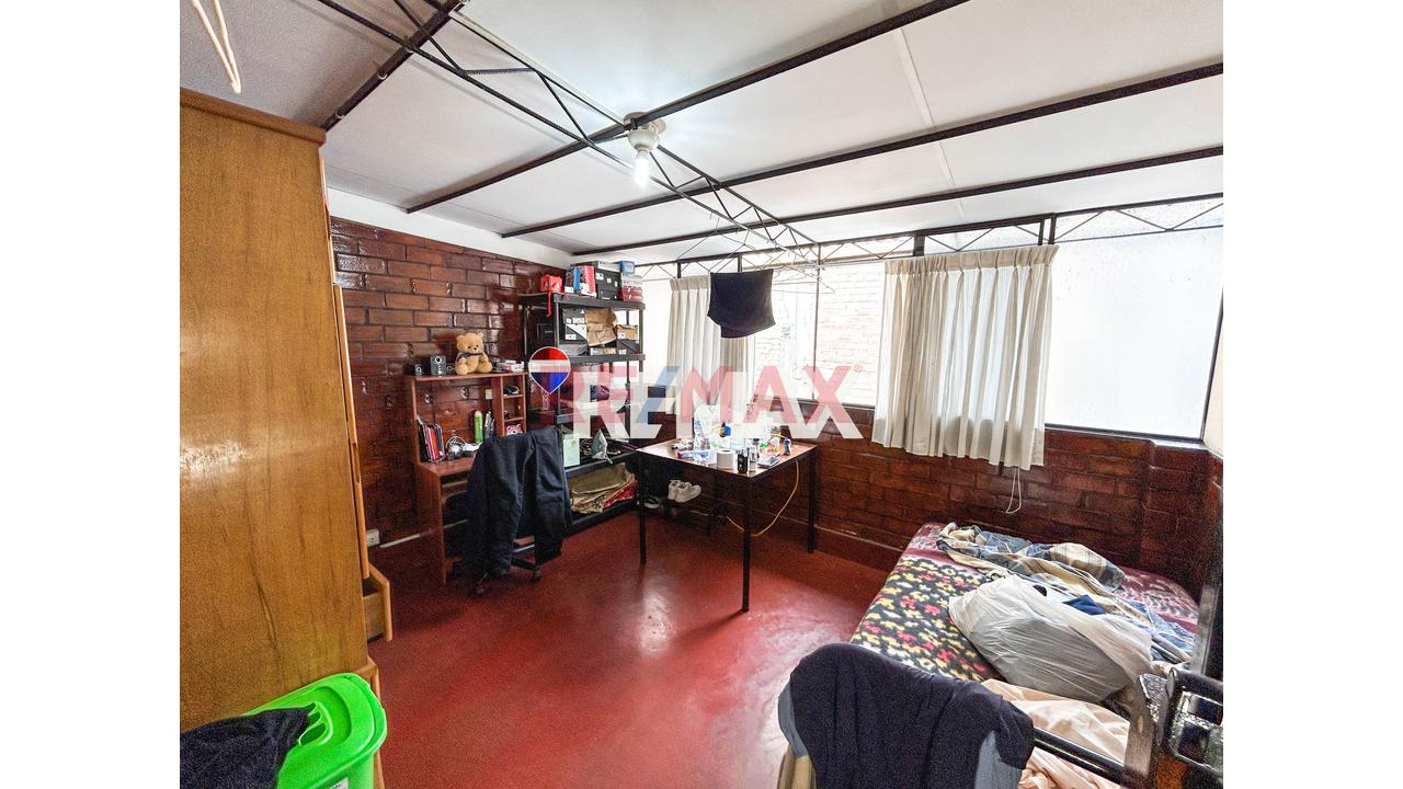 Inversion Segura: Departamento Perfecto Para Airbnb O Renta Estudiantil Dentro De Casa De 3 Pisos | Cercado De Lima - 2