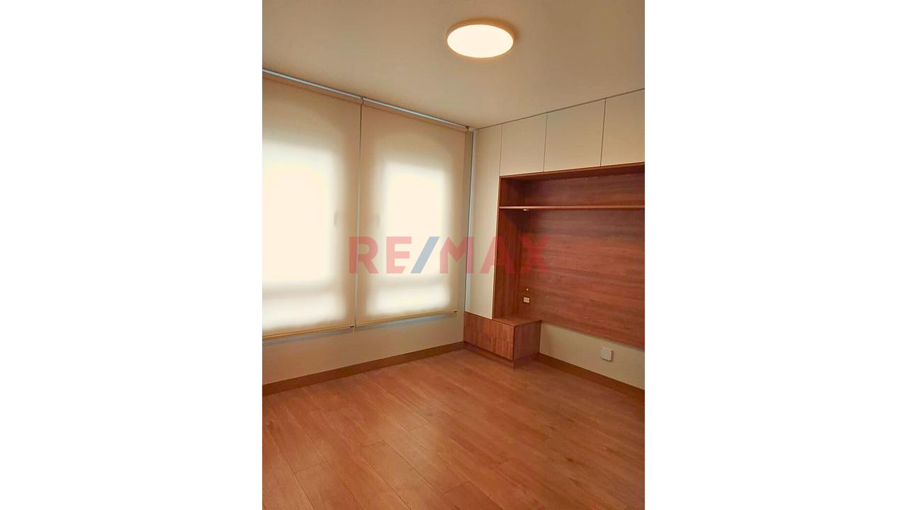 Casa De Estreno Estilo Europeo De 120M² - 2