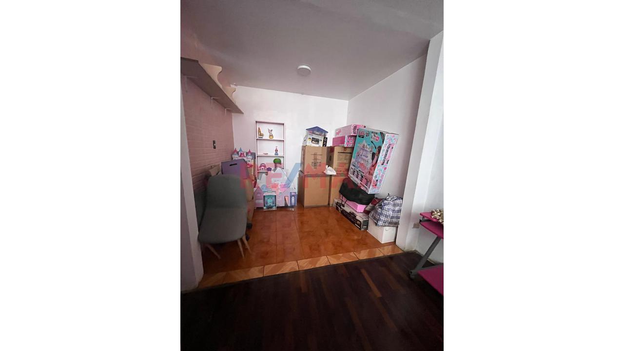 Casa En Venta Frente A Parque 4 Pisos + Azotea – Urb. Santa Luisa Smp — foto 14