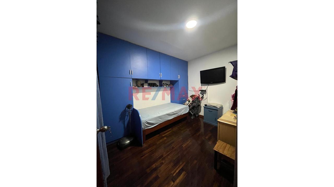 Casa En Venta Frente A Parque 4 Pisos + Azotea – Urb. Santa Luisa Smp — foto 9