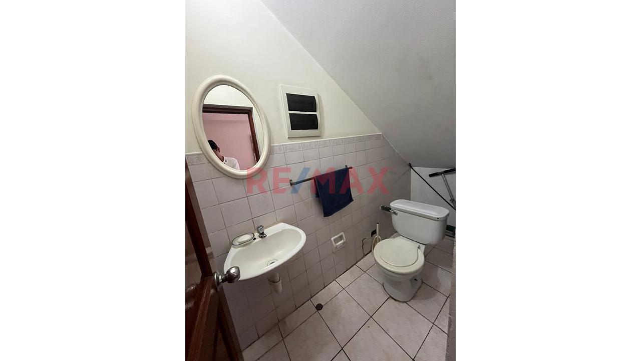 Casa En Venta Frente A Parque 4 Pisos + Azotea – Urb. Santa Luisa Smp — foto 5